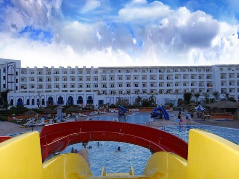 Hotel Chiraz Club - Families Only