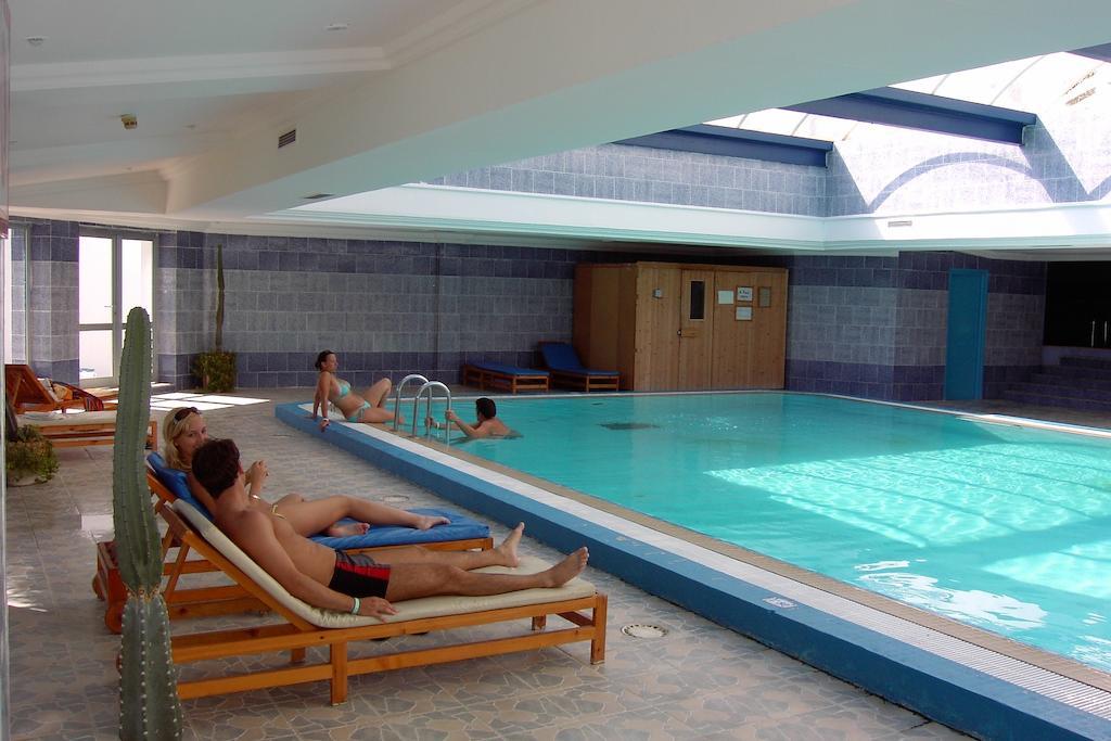 Chiraz Club - Families Only Hotel 3*