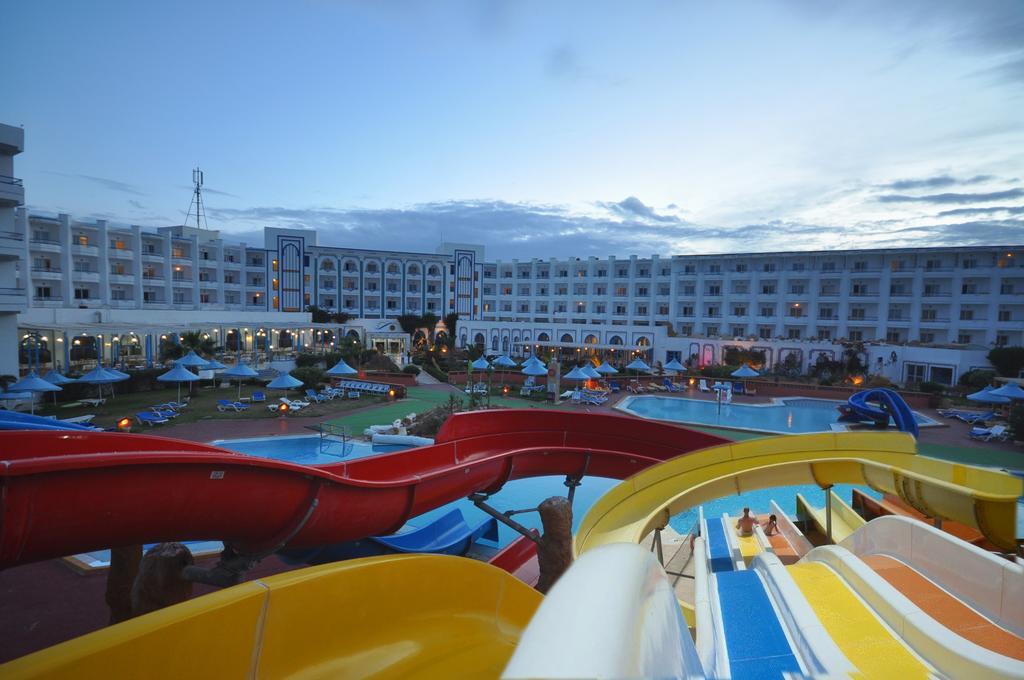 Chiraz Club - Families Only Hotel 3*