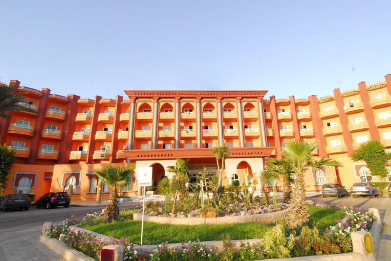 Chiraz Club - Families Only Hotel 3*